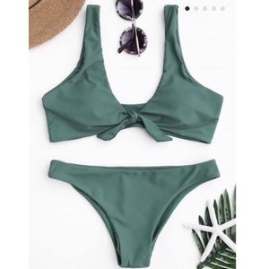 Zaful Green Front Tie Bikini Top